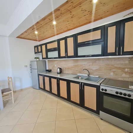 Glow Two Bedroom Apartment كساميل المظهر الخارجي الصورة